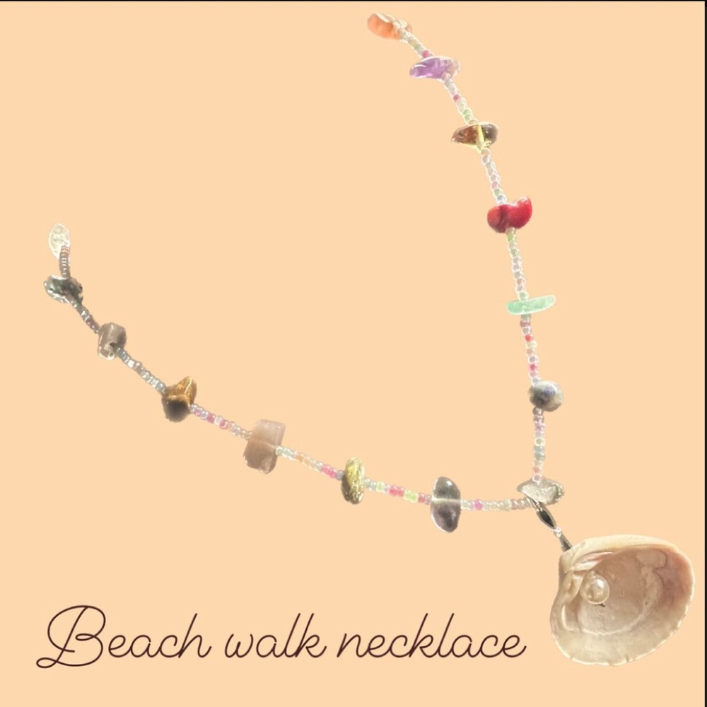 Beach walk necklace